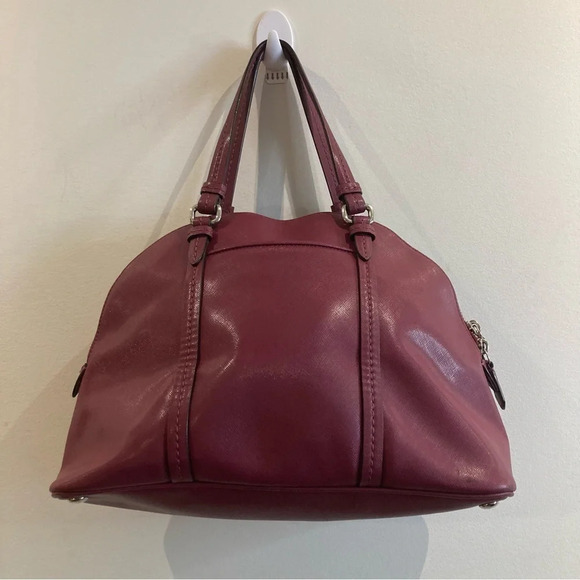 COACH Medium Satchel Leather Plum Colour Handbag Phone Pocket  Zipper Closure - Picture 4 of 11